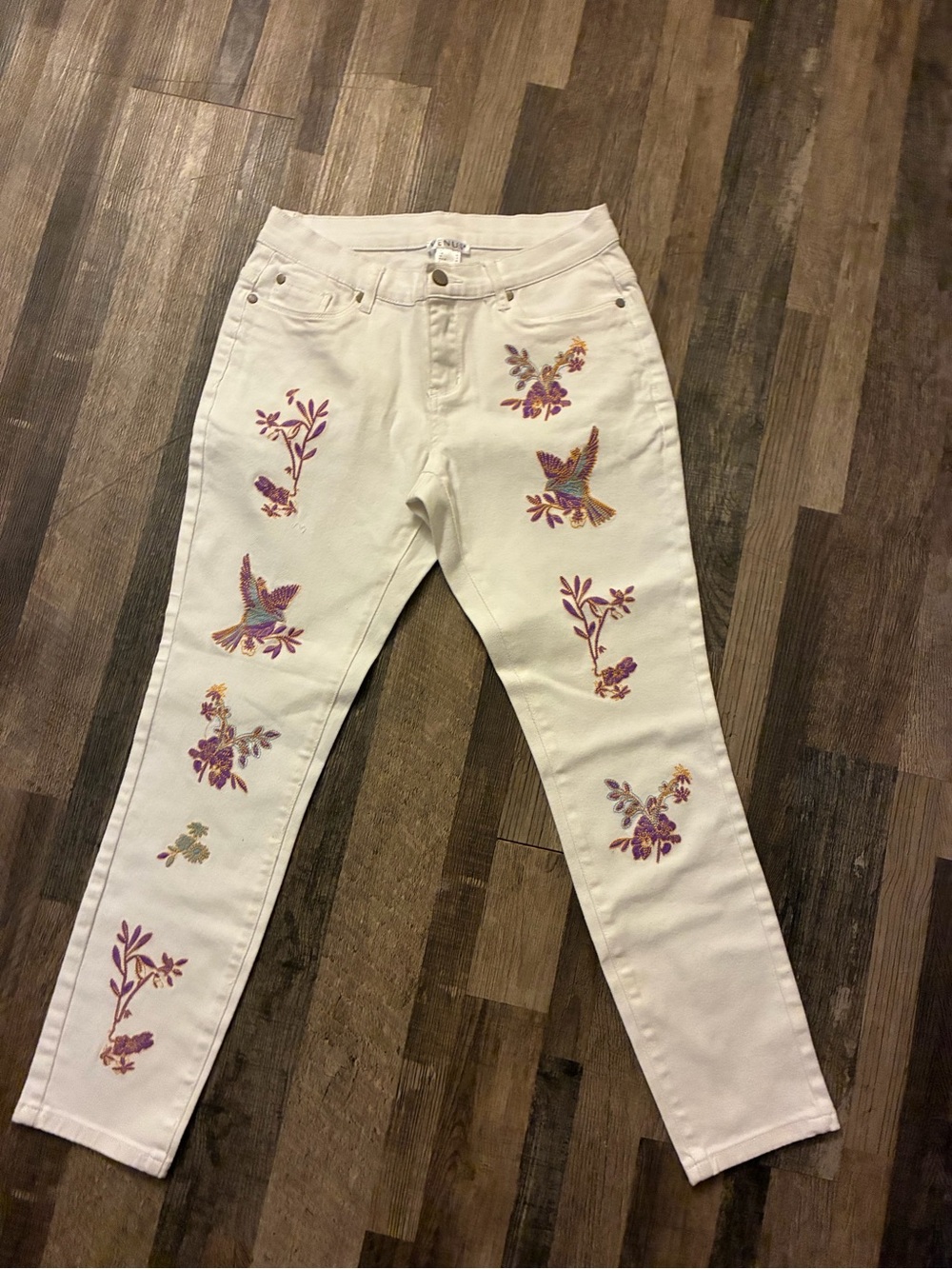 VENUS White Skinny Jeans with Multicolor Floral & Bird Embroidery